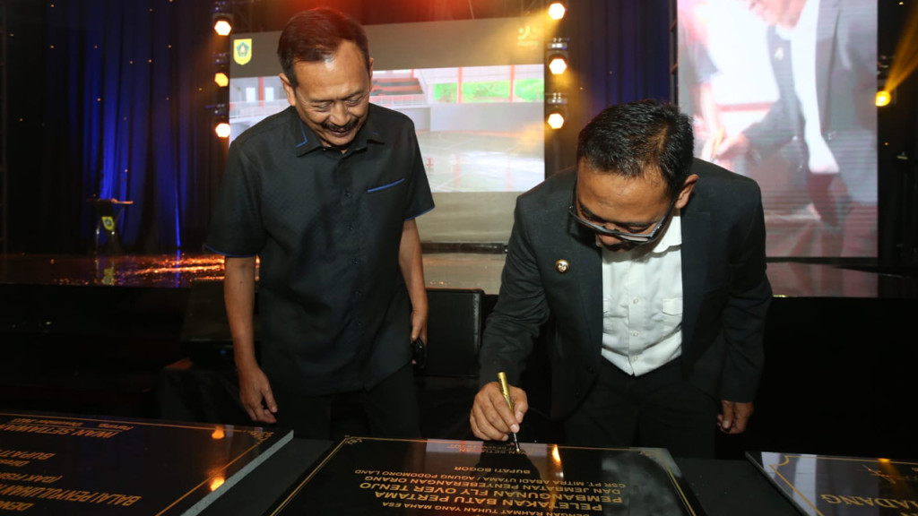 Signing Ceremony Peletakan Batu Pertama Pembangunan Fly Over dan JPO Tenjo                                                                                                                                                                                     